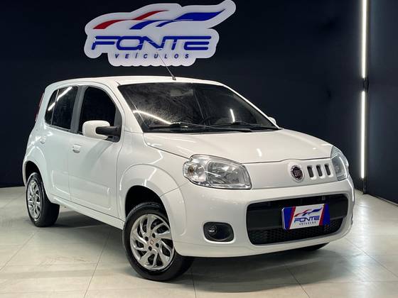 FIAT UNO 1.0 EVO VIVACE 8V FLEX 2P MANUAL FIAT UNO 1.0 EVO VIVACE 8V FLEX 2P MANUAL
